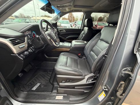 Used 2019 GMC Yukon XL Denali w/ Open Road Package image 6