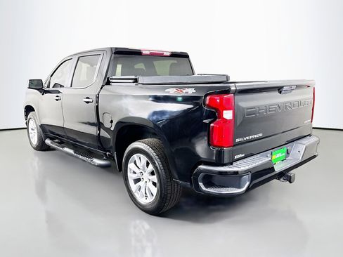 Used 2019 Chevrolet Silverado 1500 Custom w/ Custom Value Package AWD/4WD image 7