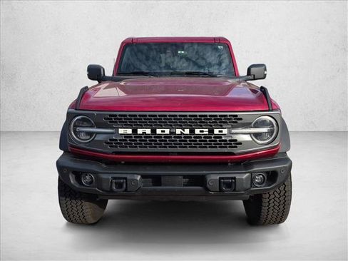 Used 2025 Ford Bronco Badlands AWD/4WD image 2