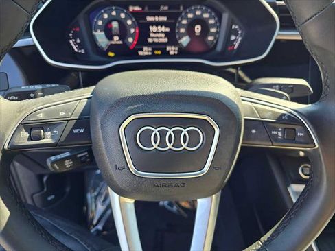 New 2025 Audi Q3 2.0T Premium image 28