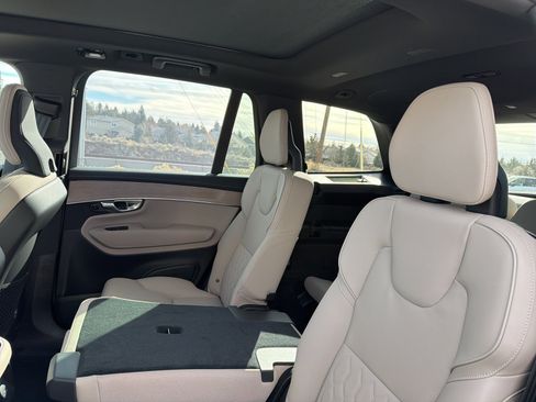 New 2026 Volvo XC90 T8 Plus w/ Protection Package Premier image 19