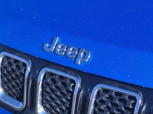 Used 2024 Jeep Compass Limited AWD/4WD image 10