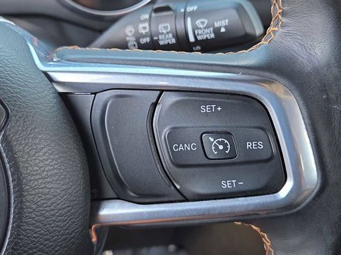 Used 2021 Jeep Wrangler Unlimited Sahara image 26