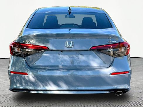 Used 2024 Honda Civic Sport image 7