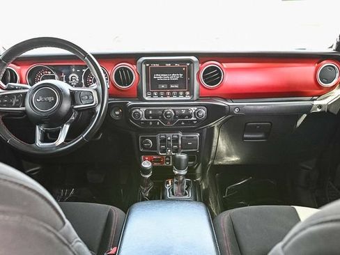 Used 2022 Jeep Gladiator Rubicon AWD/4WD image 15
