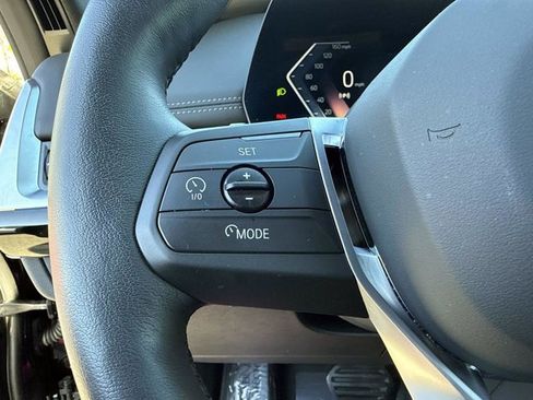 Used 2025 BMW X1 xDrive28i image 36