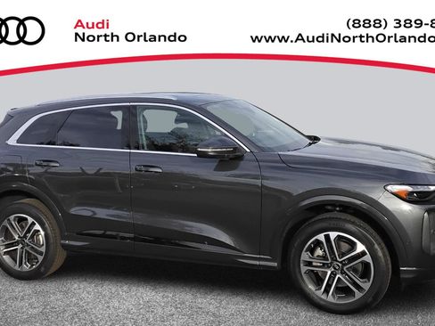 Certified 2025 Audi Q5 Premium Plus w/ Premium Plus image 1