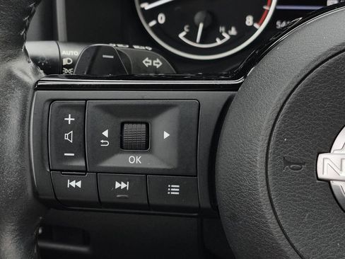 Used 2023 Nissan Rogue SL w/ SL Premium Package FWD image 21