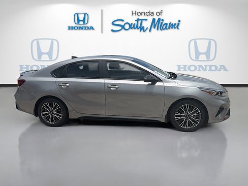 Used 2023 Kia Forte GT-Line w/ GT-Line Technology Package FWD image 8
