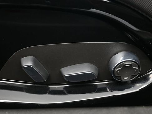 Used 2020 Chevrolet Corvette Stingray Premium Conv w/ 3LT Preferred Equipment Group RWD image 11