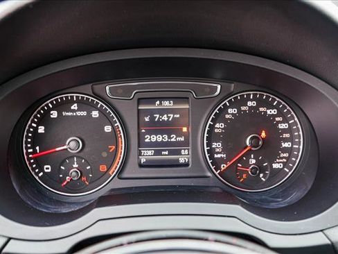 Used 2018 Audi Q3 2.0T Premium Plus w/ Premium Plus Package image 15