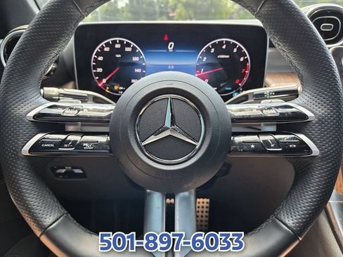 Used 2024 Mercedes-Benz GLC 300 4MATIC image 22
