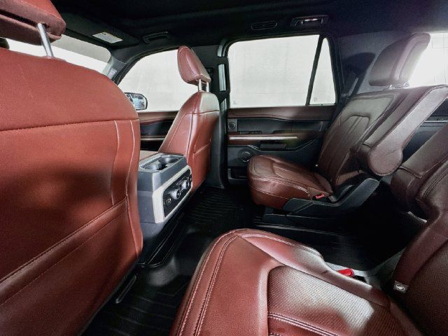 Used 2022 Ford Expedition Limited AWD/4WD image 21