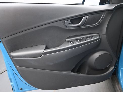 Used 2023 Hyundai Kona SE FWD image 23