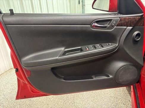 Used 2012 Chevrolet Impala LT image 8