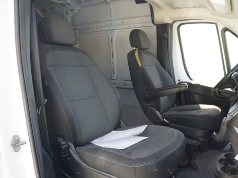 Used 2023 RAM ProMaster 2500 FWD image 27