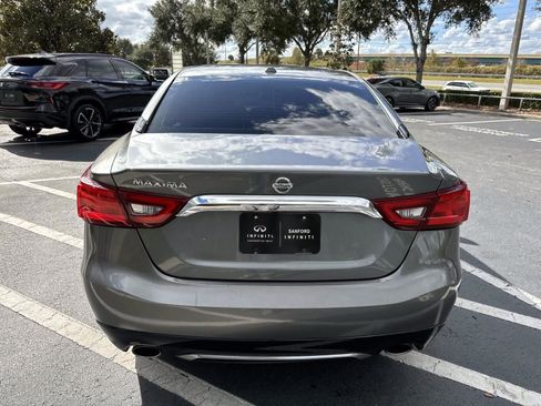 Used 2017 Nissan Maxima 3.5 S image 3