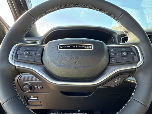 New 2026 Jeep Grand Wagoneer Limited AWD/4WD image 30