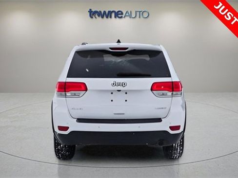 Used 2017 Jeep Grand Cherokee Laredo w/ Quick Order Package 23E image 4