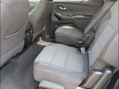 Used 2018 Chevrolet Traverse LT FWD image 15