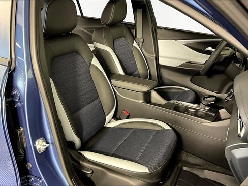 New 2026 Buick Envista Preferred w/ Advanced Safety Package image 12