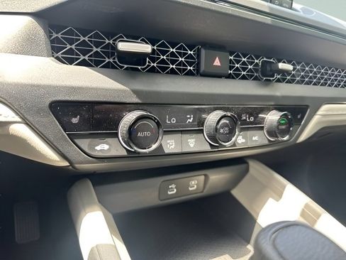 Used 2023 Honda Accord EX image 22