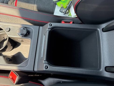 New 2025 Volkswagen GTI SE image 32