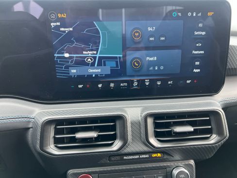 Used 2024 Ford Mustang Dark Horse image 18