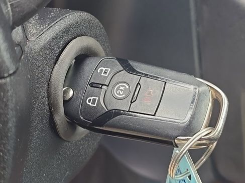 Used 2024 Ford Maverick XLT w/ XLT Luxury Package image 28