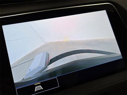 Certified 2022 Cadillac XT4 Sport w/ Driver Awareness Package image 20