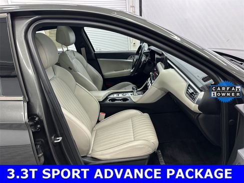 Used 2023 Genesis G70 3.3T w/ Sport Advanced Package image 15