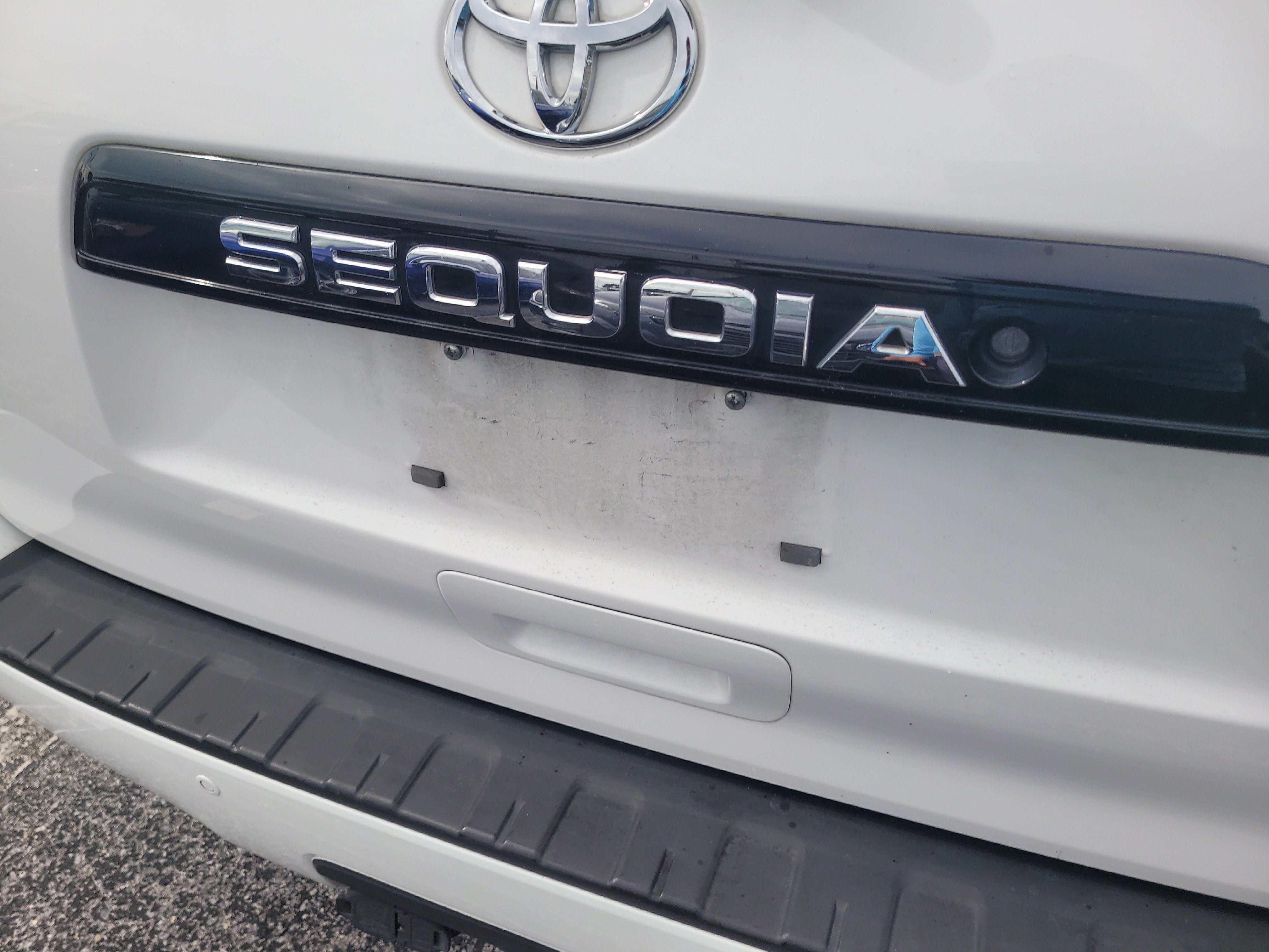Used 2019 Toyota Sequoia TRD Sport w/ TRD Sport Premium Package AWD/4WD image 11