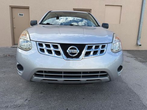 Used 2011 Nissan Rogue S image 2