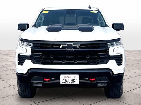 Used 2025 Chevrolet Silverado 1500 LT Trail Boss w/ Convenience Package II AWD/4WD image 2
