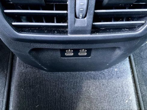 Used 2025 BMW 228i xDrive AWD/4WD image 32