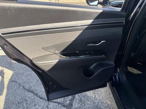 Used 2023 Hyundai Tucson Limited image 19