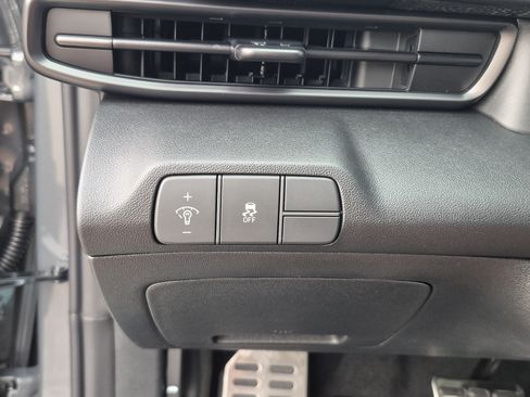 New 2026 Hyundai Elantra SEL Sport FWD image 27