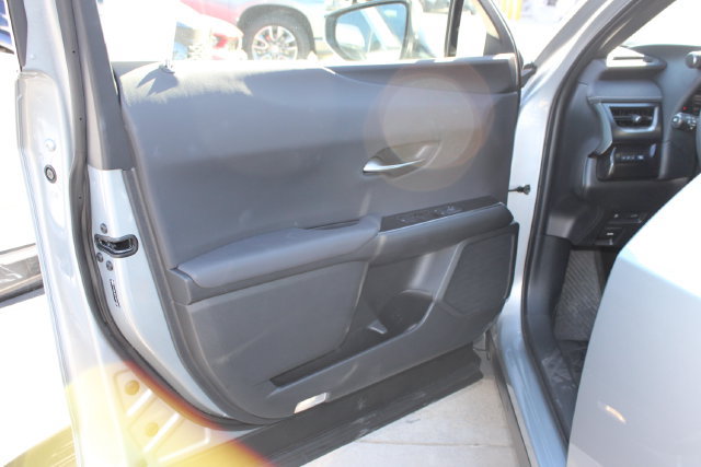 Certified 2025 Lexus UX 300h FWD image 11