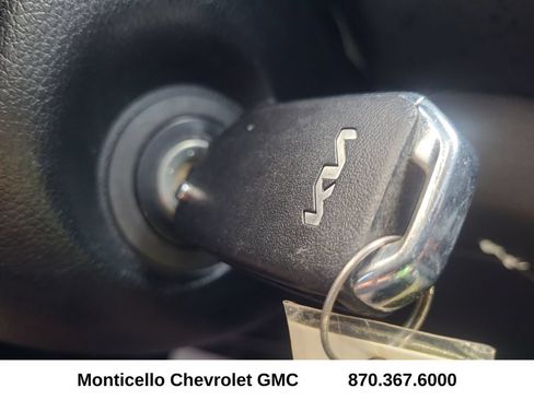 Used 2025 Kia Soul LX w/ LX Technology Package FWD image 18