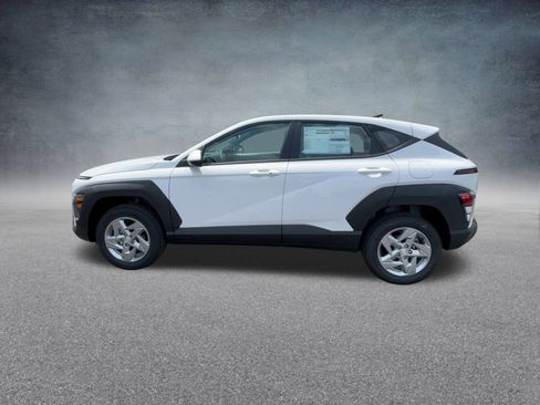 Used 2026 Hyundai Kona SE image 14