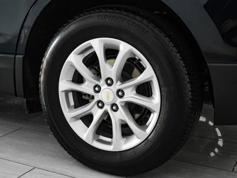 Used 2021 Chevrolet Equinox LS image 53