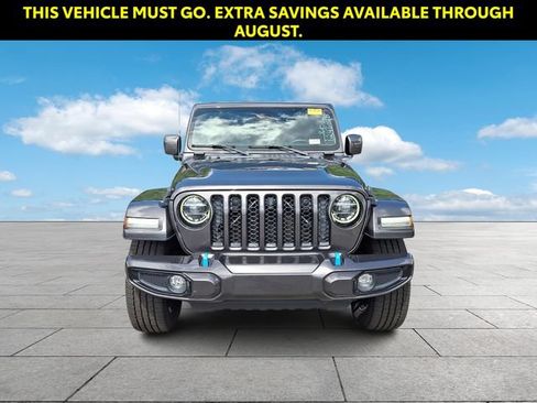 Used 2021 Jeep Wrangler Unlimited Sahara AWD/4WD image 3