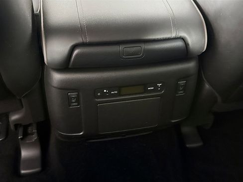 Used 2023 Nissan Armada Platinum w/ Captain's Chairs Package image 31