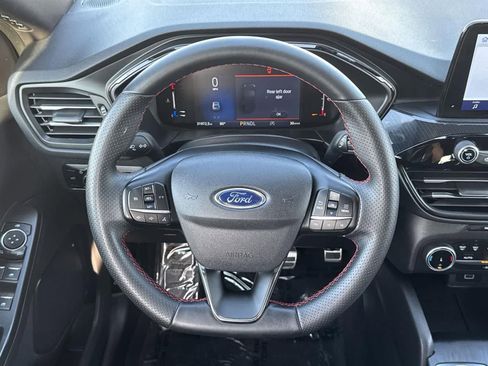 Used 2024 Ford Escape ST-Line image 21