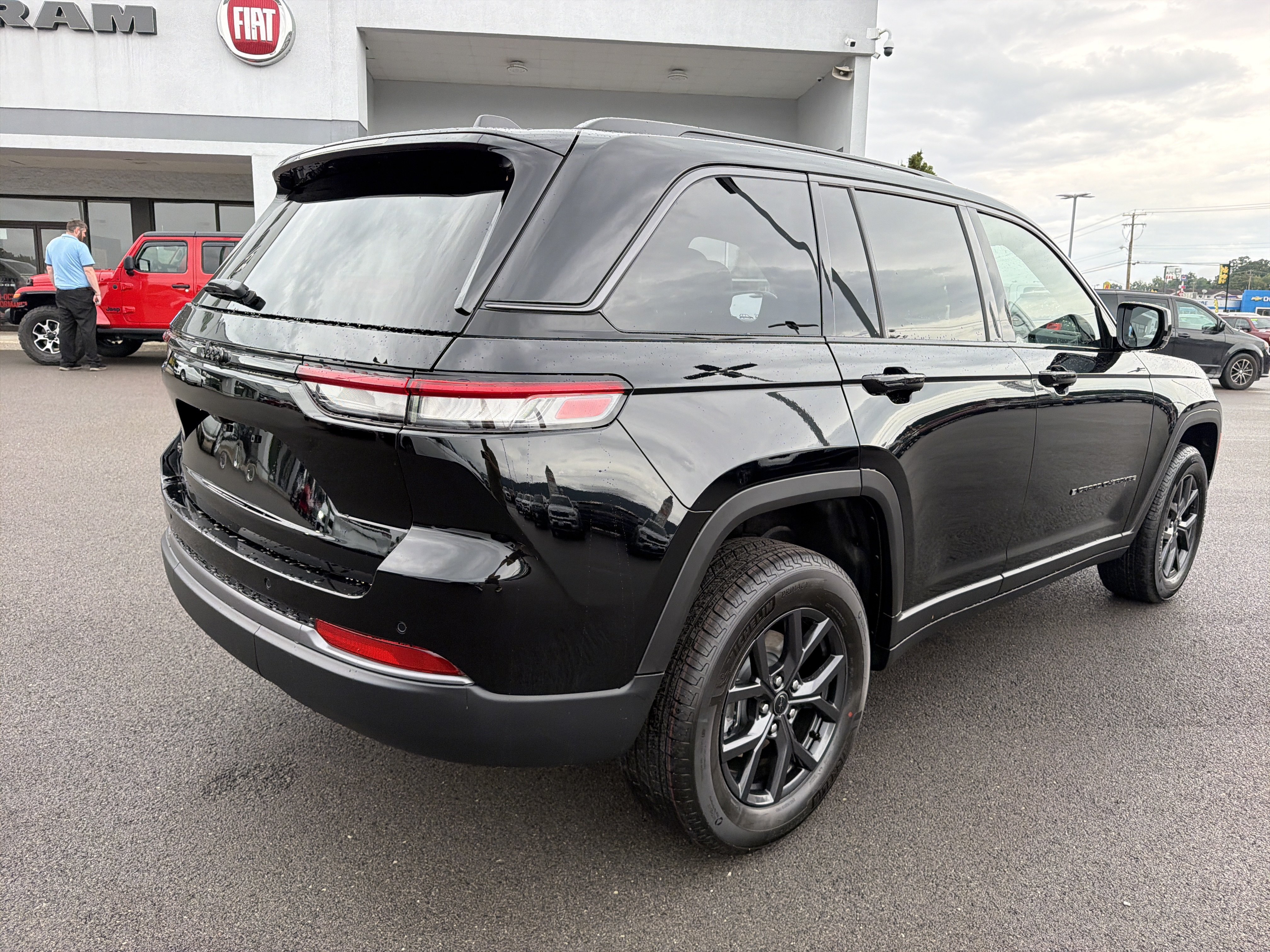 New 2027 Jeep Grand Cherokee 4WD image 8