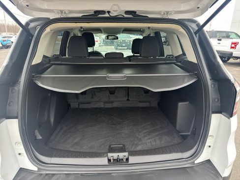 Used 2018 Ford Escape SE w/ Ford Safe & Smart Package image 5