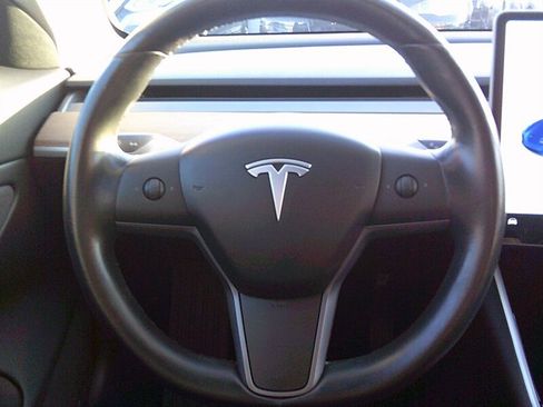 Used 2018 Tesla Model 3 Long Range RWD image 21