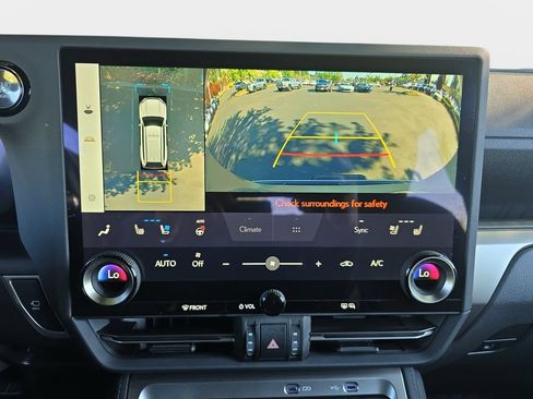 Certified 2024 Lexus GX 550 AWD/4WD image 23