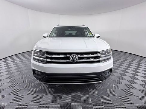 Used 2019 Volkswagen Atlas SE w/ Towing Package image 3
