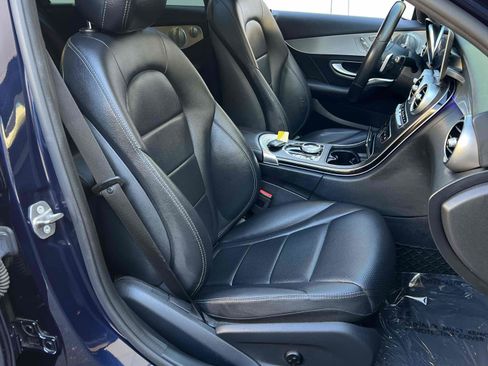 Used 2020 Mercedes-Benz C 300 Sedan image 28